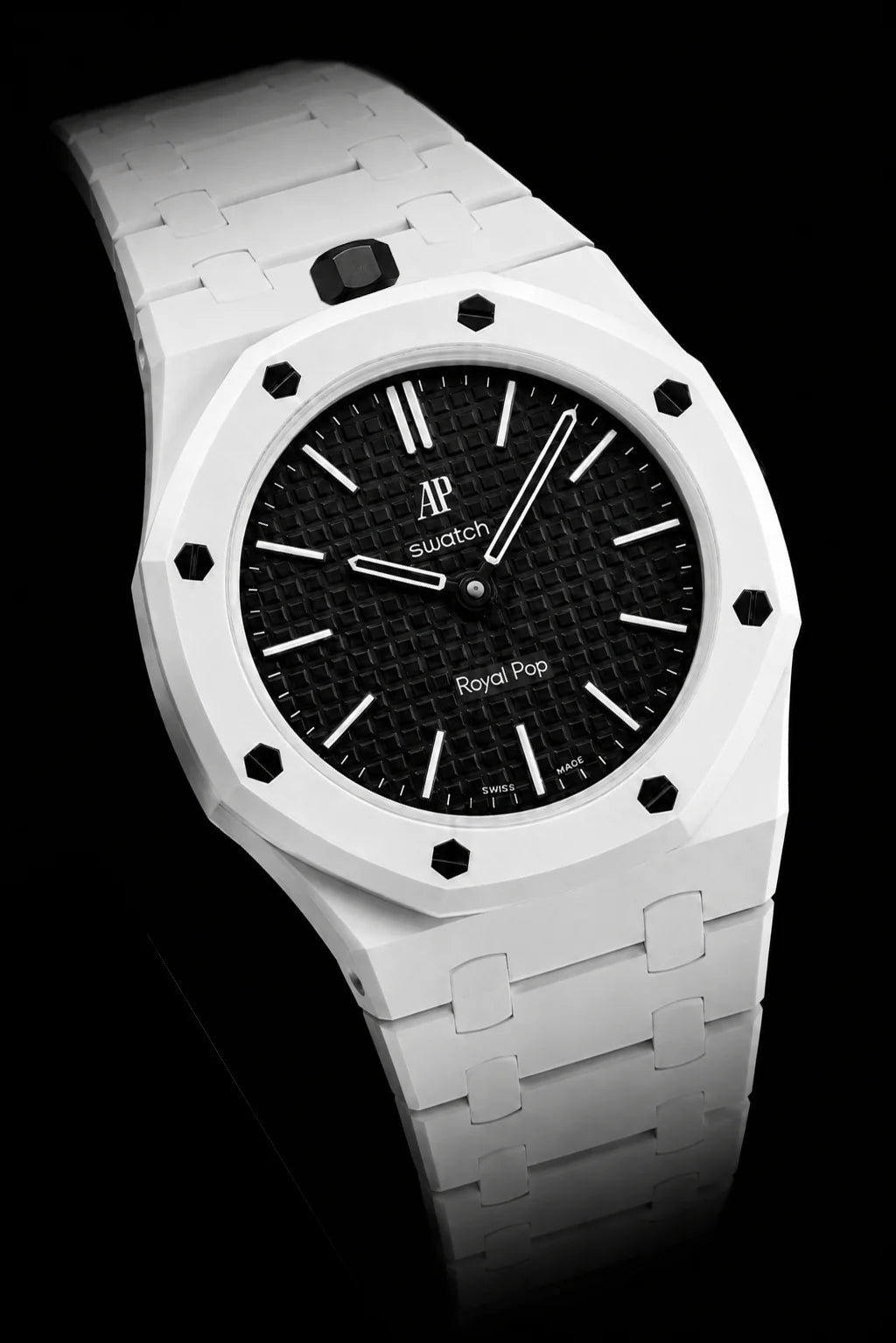 SNAPWATCH ROYAL POP WRIST CONVERSION CASE & BRACELET COMBO — MATTE WHITE